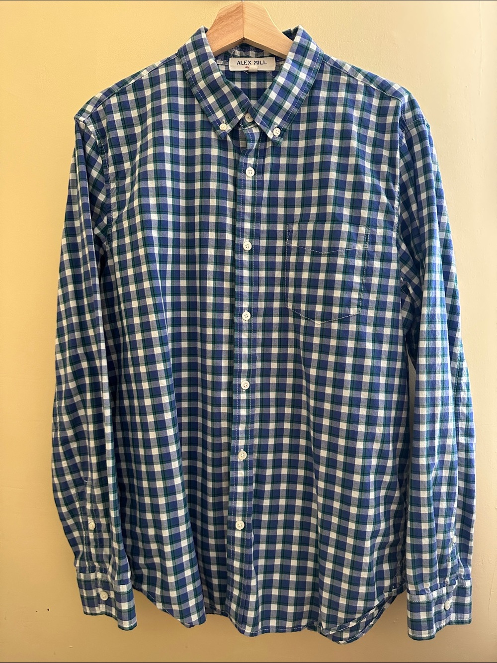 Alex Mill Blue and Green Plaid Button-Down Shirt